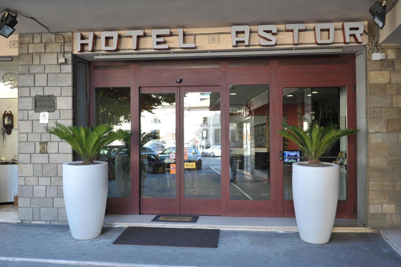 Hotel Astor ペルージャ エクステリア 写真