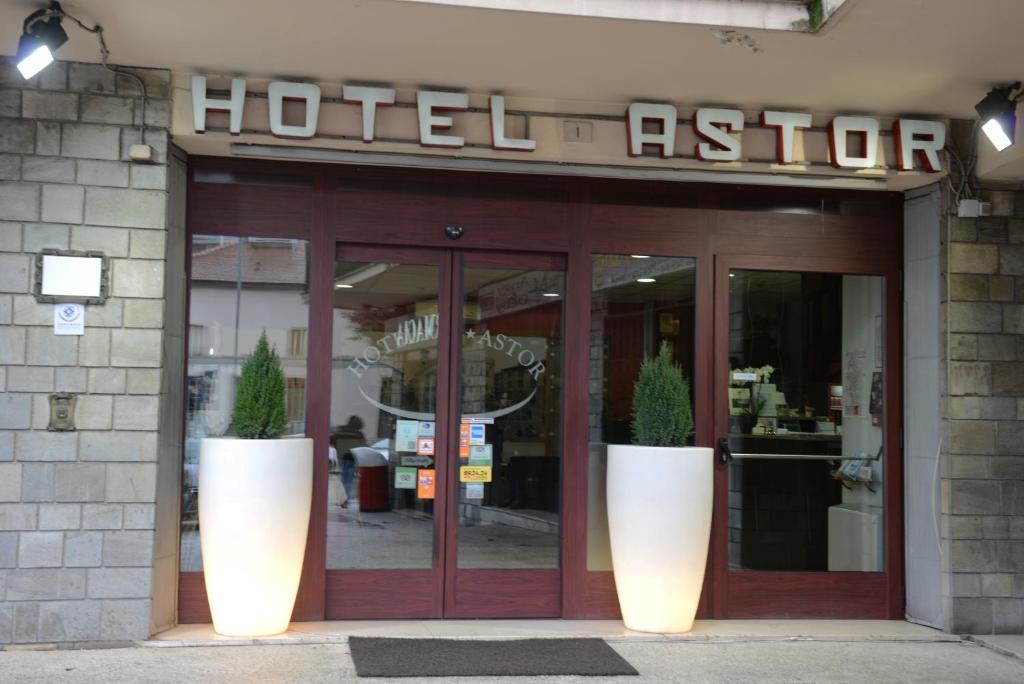 Hotel Astor ペルージャ エクステリア 写真